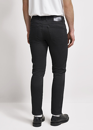 Bugatti teksapüksid