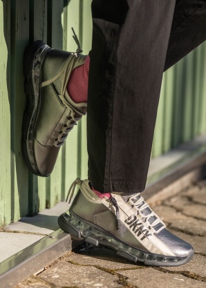 Кроссовки Tokyo DKNY