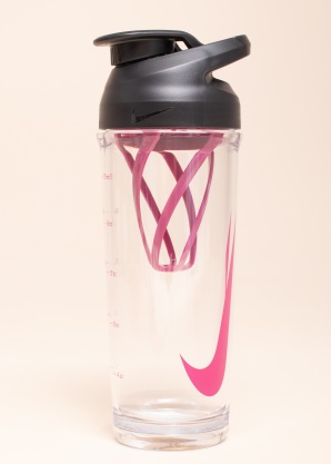 nike tr hypercharge shaker bottle