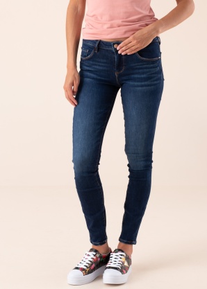 Джинсы Annette Guess