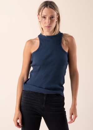 Топ Anita Mustang