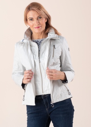 Весенне-осенняя куртка Gil Bret