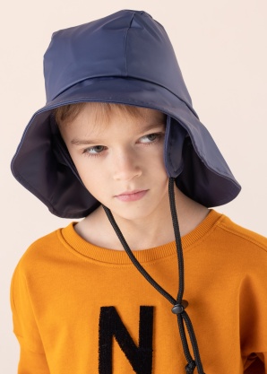 Весенне-осенняя шапка Aini Huppa