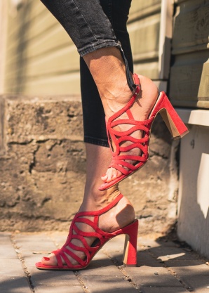 Tamaris lahtised kingad