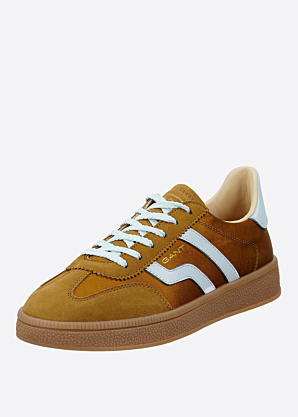 Gant tennised Cuzima