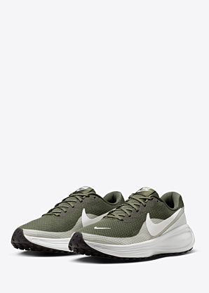 Nike jooksujalatsid Revolution 8