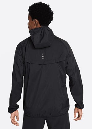 Спортивная куртка Nike