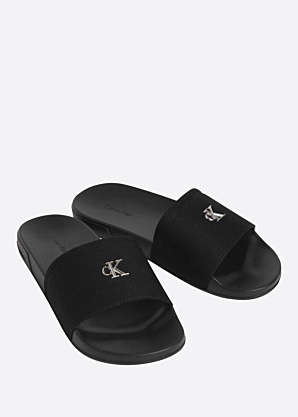 Calvin Klein basseiniplätud