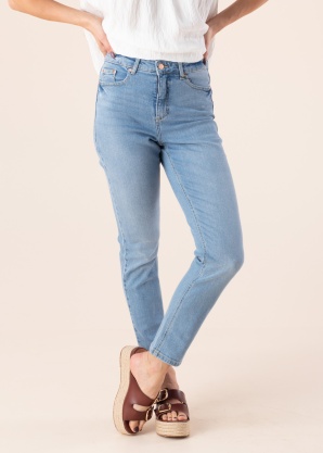 b.young teksapüksid Kato