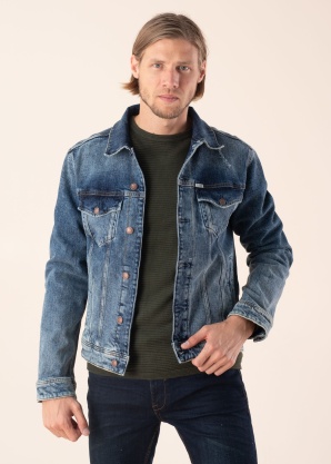 Guess teksatagi Dillon