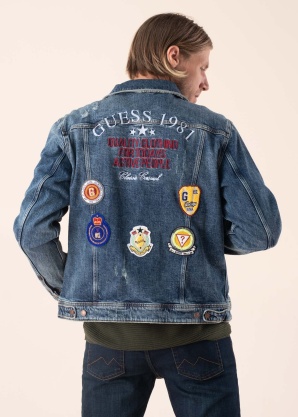 Guess teksatagi Dillon