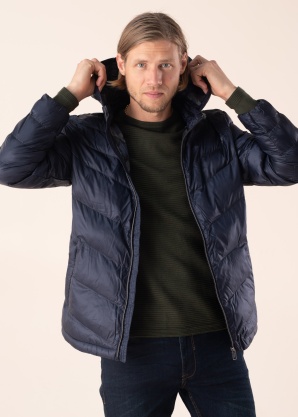 Куртка весна-осень Guess