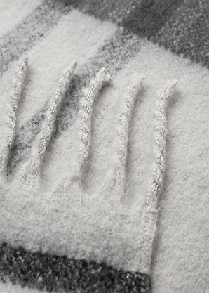 Шарф Serafine Soyaconcept