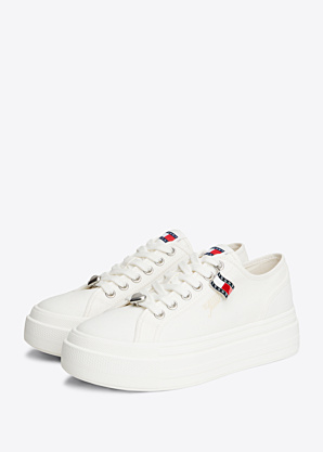 Tommy Jeans tennised